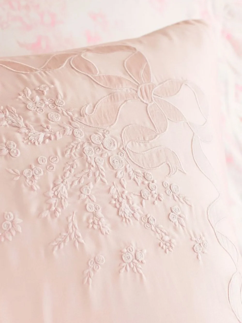 Pottery Barn LoveShackFancy Rococo Bow Duvet Pillow Sham EURO 1